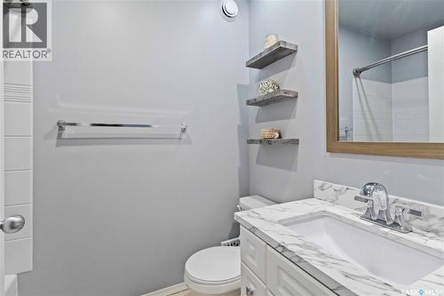 506 Kucey Crescent, Saskatoon, SK - Indoor Photo Showing Bathroom