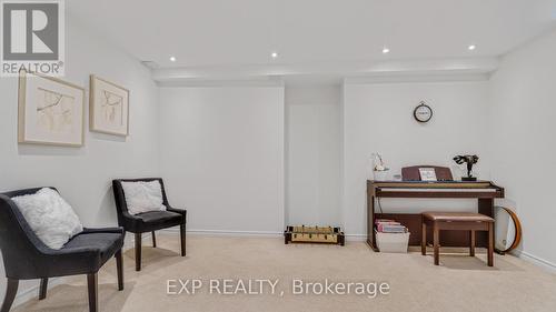 7159 Spyglass Crescent, Mississauga, ON - Indoor Photo Showing Other Room