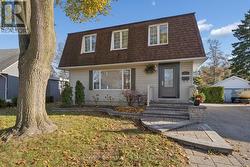 153 ADMIRAL ROAD  Ajax, ON L1S 2P2