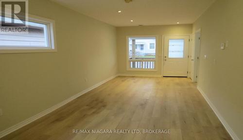 52 Mccormick Street, Welland (Prince Charles), ON - Indoor Photo Showing Other Room