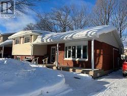 124 Pleasant DR  Sault Ste. Marie, ON P6B 4E2