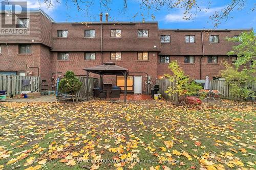 40 Stately Way, Markham, ON - Outdoor