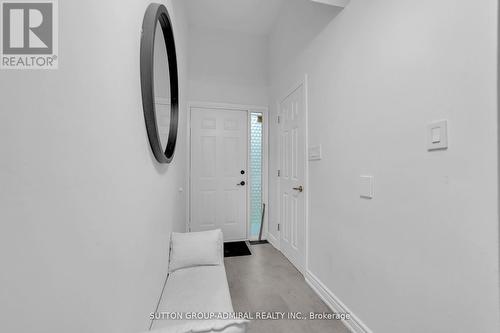 40 Stately Way, Markham, ON - Indoor Photo Showing Other Room