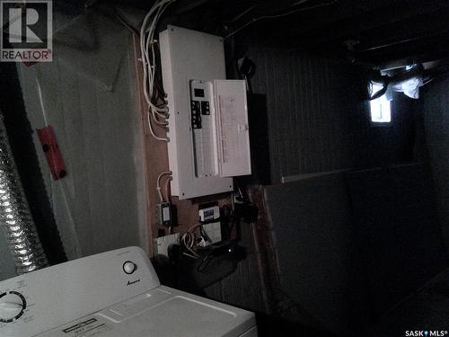 1268 Mcintosh Street, Regina, SK - Indoor Photo Showing Laundry Room