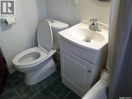 1268 Mcintosh Street, Regina, SK - Indoor Photo Showing Bathroom