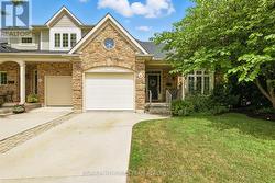 8 - 174 MARTINDALE ROAD  St. Catharines (Grapeview), ON L2S 3Z9