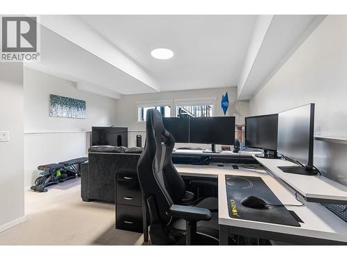 1355 Findlay Road Unit# 128, Kelowna, BC - Indoor Photo Showing Office