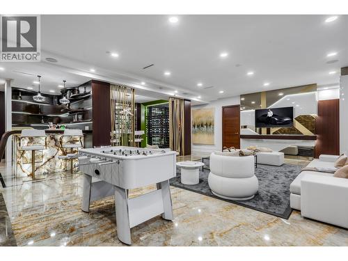 1123 Crestline Road, West Vancouver, BC - Indoor Photo Showing Other Room