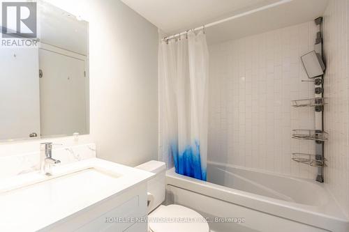 951 - 111 Elizabeth Street, Toronto, ON - Indoor Photo Showing Bathroom