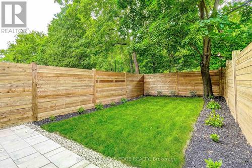 32 Cumberland Avenue, Hamilton, ON - Outdoor