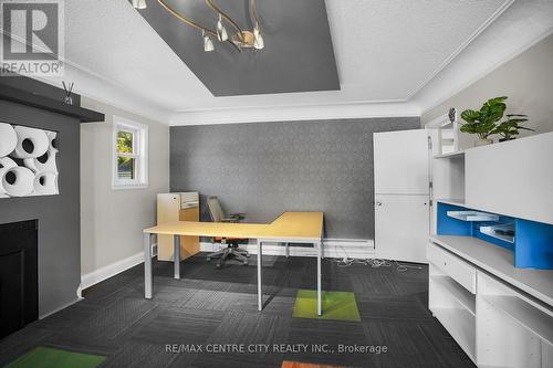 302 Wellington Road, London South (South H), ON 