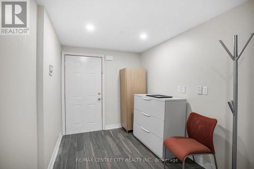 302 Wellington Road, London South (South H), ON 