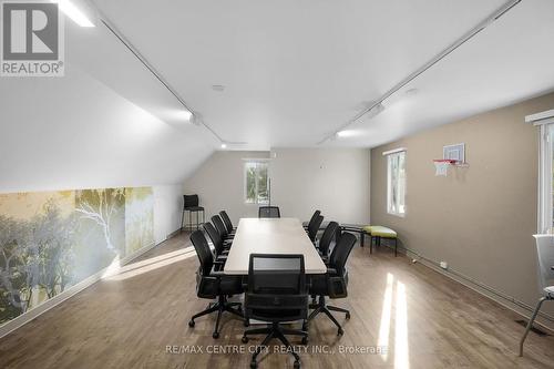 302 Wellington Road, London South (South H), ON 