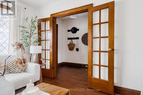 2076 GERRARD STREET E  Toronto, ON M4E 2B5