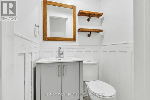 3865 Allcroft Road, Mississauga, ON - Indoor Photo Showing Bathroom
