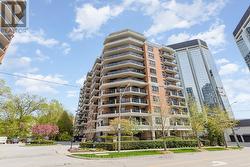 301 - 2 ABERFOYLE CRESCENT  Toronto, ON M8X 2Z8