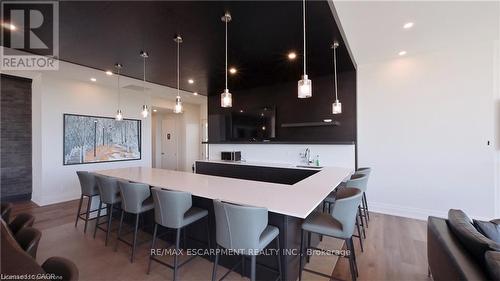 309 - 101 Locke Street S, Hamilton, ON - Indoor Photo Showing Dining Room