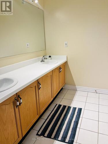 2 Sable Crescent, Whitby, ON - Indoor Photo Showing Bathroom