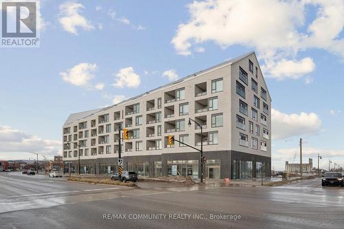 415 - 31 HURON STREET  Collingwood, ON L9Y 0E8