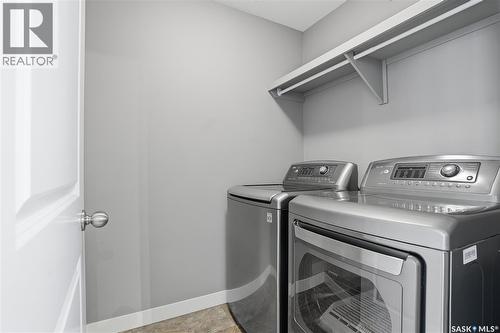 242 Kloppenburg Way, Saskatoon, SK - Indoor Photo Showing Laundry Room