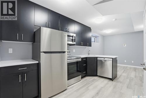 242 Kloppenburg Way, Saskatoon, SK - Indoor Photo Showing Kitchen