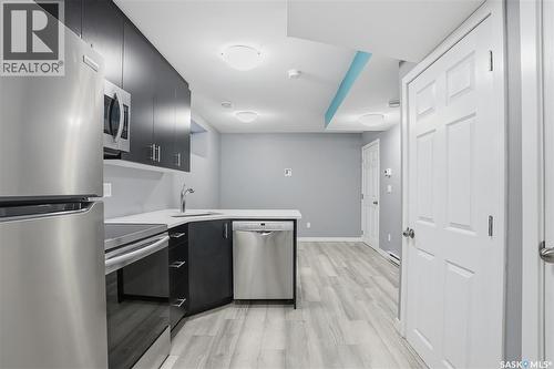 242 Kloppenburg Way, Saskatoon, SK - Indoor Photo Showing Kitchen
