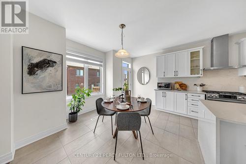 3136 Willowridge Path, Pickering, ON - Indoor Photo Showing Kitchen With Upgraded Kitchen