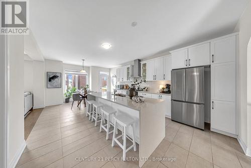3136 Willowridge Path, Pickering, ON - Indoor Photo Showing Kitchen With Upgraded Kitchen