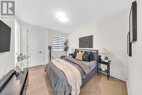 3136 Willowridge Path, Pickering, ON - Indoor Photo Showing Bedroom