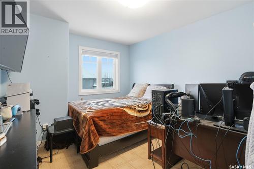 215 Beechwood Crescent, Saskatoon, SK - Indoor Photo Showing Bedroom