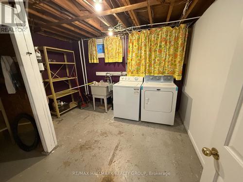 2197 Urbandale Drive, Ottawa, ON - Indoor Photo Showing Laundry Room