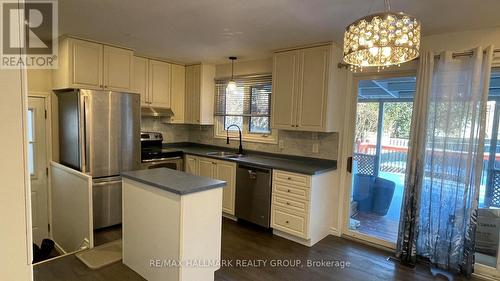 2197 Urbandale Drive, Ottawa, ON - Indoor Photo Showing Kitchen With Double Sink