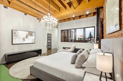 Chambre à coucher - 203-436 Rue Ste-Hélène, Montréal (Ville-Marie), QC - Indoor Photo Showing Other Room