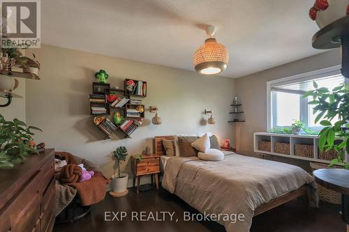 254 Rymal Road W, Hamilton, ON - Indoor Photo Showing Bedroom
