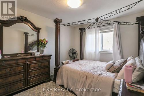 254 Rymal Road W, Hamilton, ON - Indoor Photo Showing Bedroom