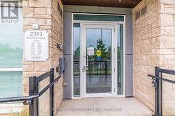 102 - 2393 BRONTE ROAD  Oakville, ON L6M 4J2