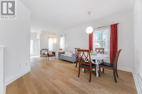 3896 Bloomington Crescent, Mississauga, ON - Indoor Photo Showing Dining Room