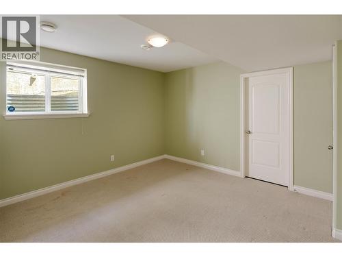 371 Mccarren Avenue, Kelowna, BC - Indoor Photo Showing Other Room