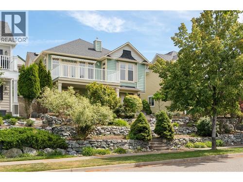 371 Mccarren Avenue, Kelowna, BC - Outdoor With Deck Patio Veranda