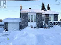 70 Richard ST  Chapleau, ON P0M 1K0