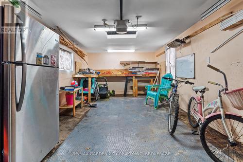 291 Alberta Street, Welland (Lincoln/Crowland), ON - Indoor Photo Showing Garage