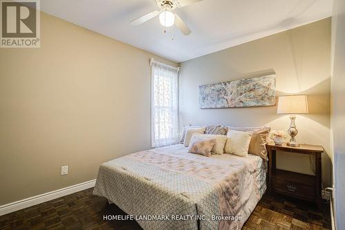 2165 Dunedin Road, Oakville, ON - Indoor Photo Showing Bedroom