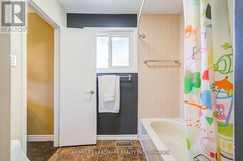 2165 Dunedin Road, Oakville, ON - Indoor Photo Showing Bathroom