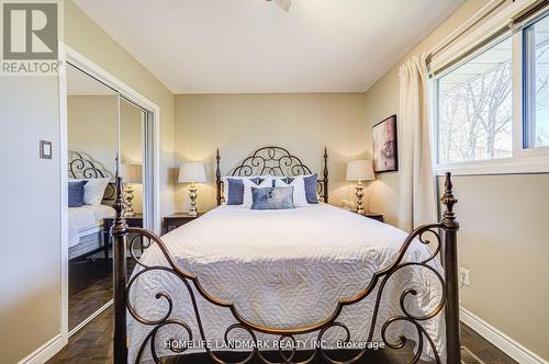 2165 Dunedin Road, Oakville, ON - Indoor Photo Showing Bedroom