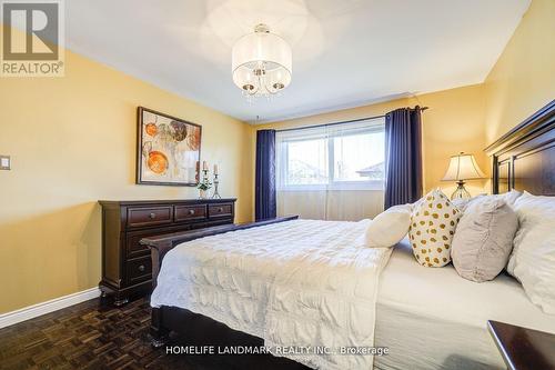 2165 Dunedin Road, Oakville, ON - Indoor Photo Showing Bedroom