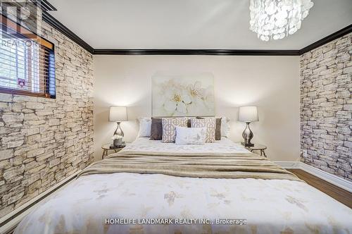 2165 Dunedin Road, Oakville, ON - Indoor Photo Showing Bedroom