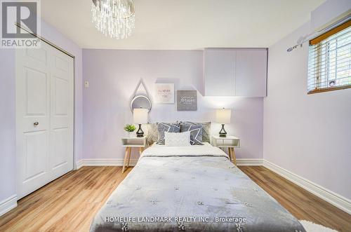 2165 Dunedin Road, Oakville, ON - Indoor Photo Showing Bedroom