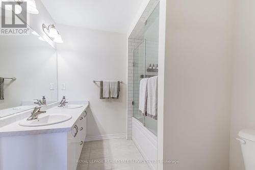 14 - 305 Garner Road W, Hamilton, ON - Indoor Photo Showing Bathroom