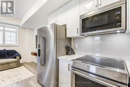 14 - 305 Garner Road W, Hamilton, ON - Indoor Photo Showing Kitchen With Stainless Steel Kitchen