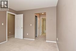 Primary bedroom to ensuite - 